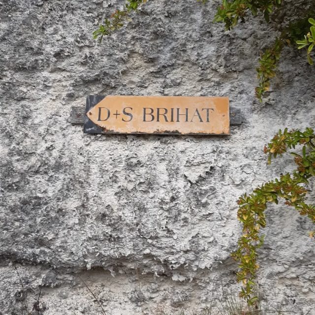 Entretien avec Denis Brihat et sa femme Solange, à leur domicile à Bonnieux, à découvrir bientôt sur Photorama. 

#photorama.marseille #contemporaryphotograpy #photography